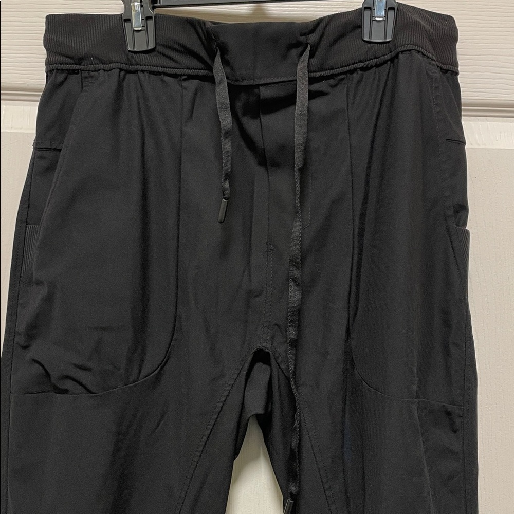 Kolby | Everywhere Tech | Lightweight |Black| Neutral | PullOn | Joggers |Size L - Picture 3 of 15